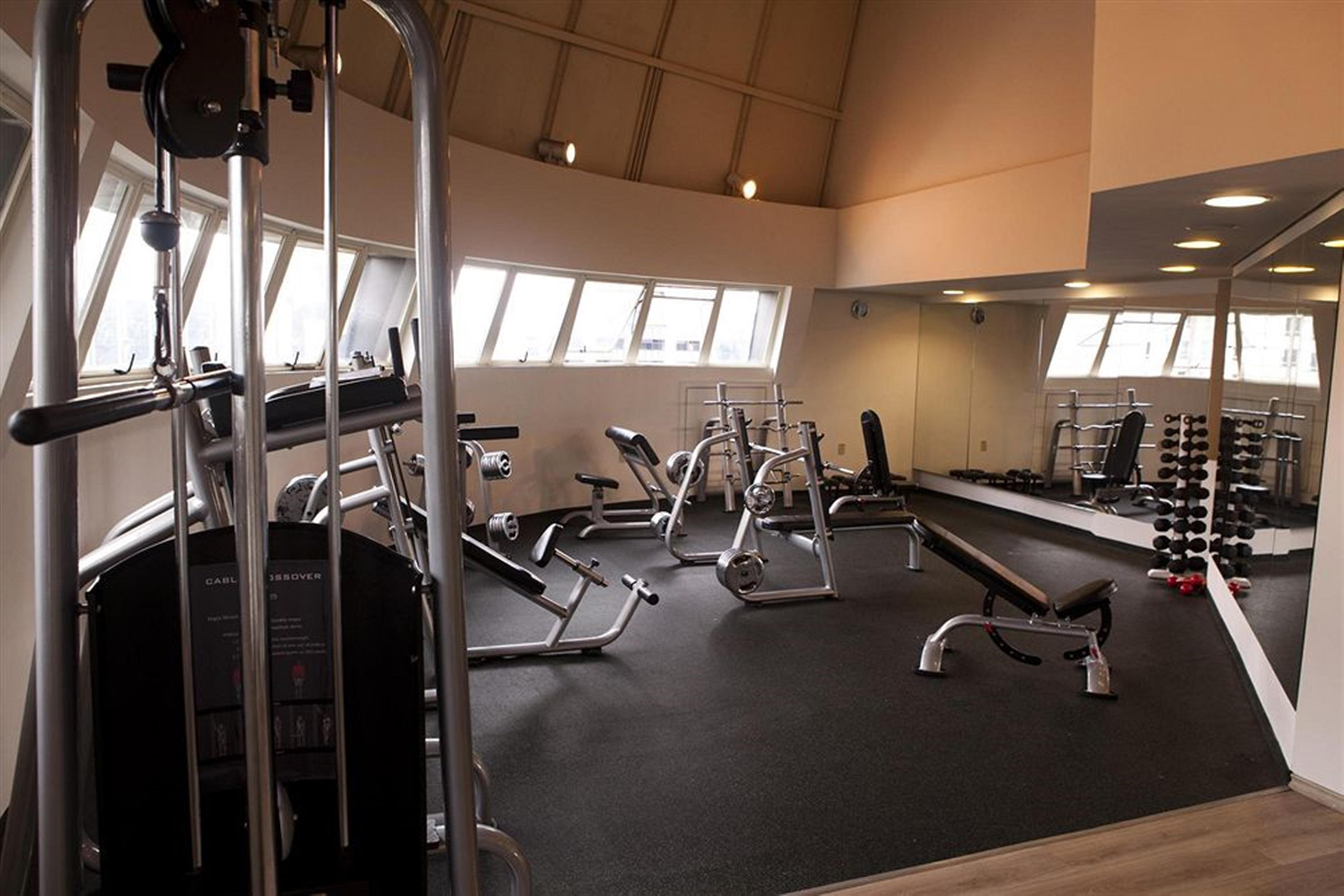فندق Gran Estanplaza Berrini ساو باولو المظهر الخارجي الصورة The gym at the London Business School